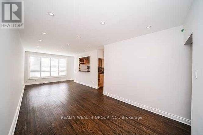 271 MCCONVEY DRIVE, richmond hill (crosby), Ontario