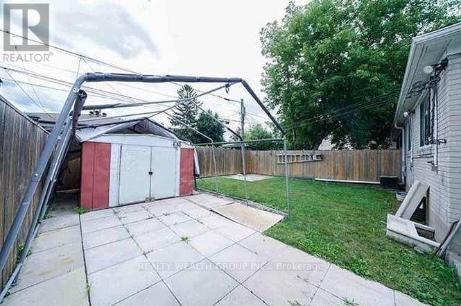 271 Mcconvey Drive, Richmond Hill (Crosby), Ontario  L4C 3K1 - Photo 13 - N13678768