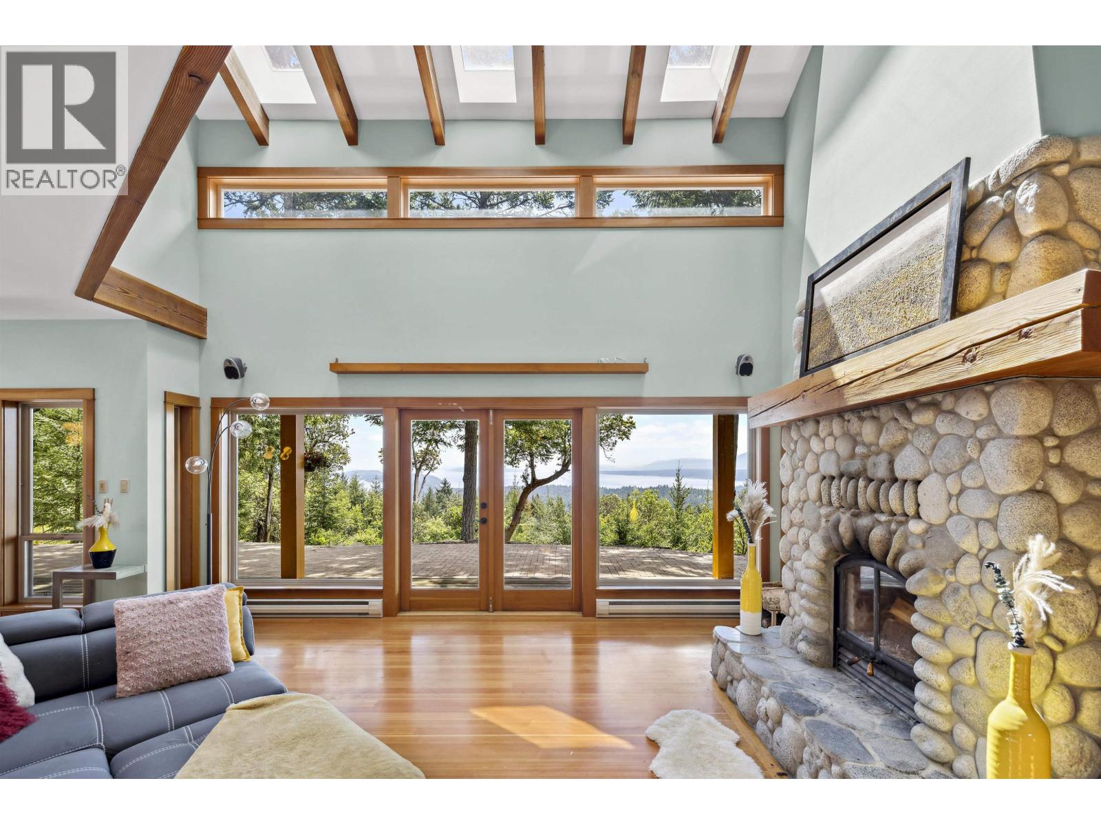 1495 Coats Drive, Gabriola Island, British Columbia  V0R 1X6 - Photo 5 - R3156080