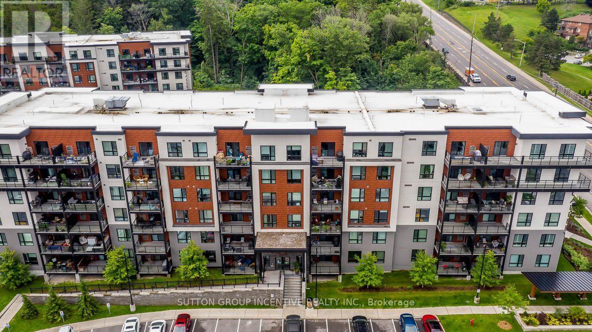 505 - 306 Essa Road, Barrie (400 West), Ontario  L9J 0H5 - Photo 3 - S13678766