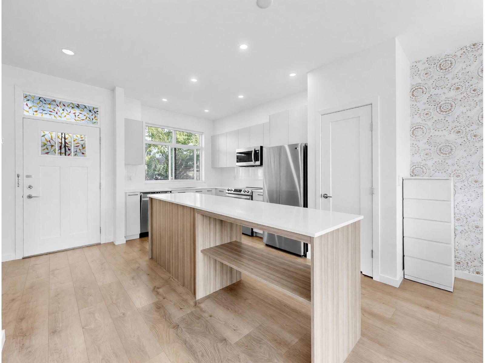 68 15255 Sitka Drive, Surrey, British Columbia  V3S 0B1 - Photo 9 - R3155858
