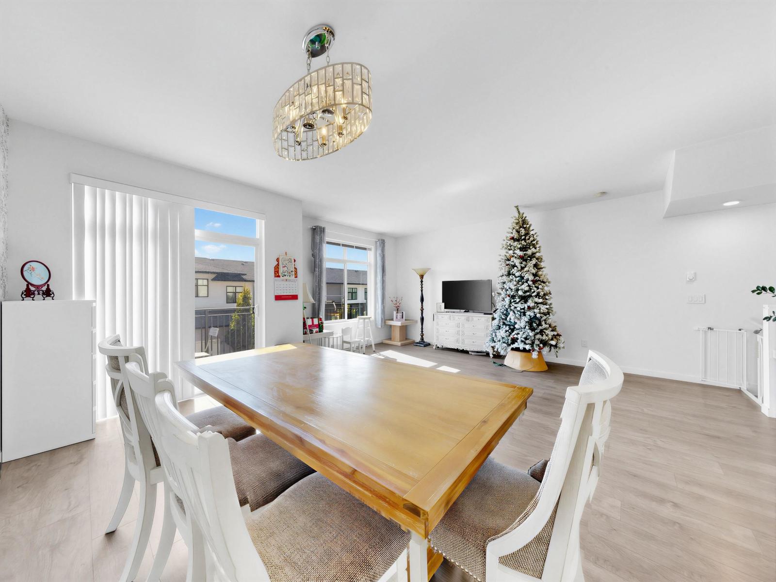 68 15255 Sitka Drive, Surrey, British Columbia  V3S 0B1 - Photo 11 - R3155858