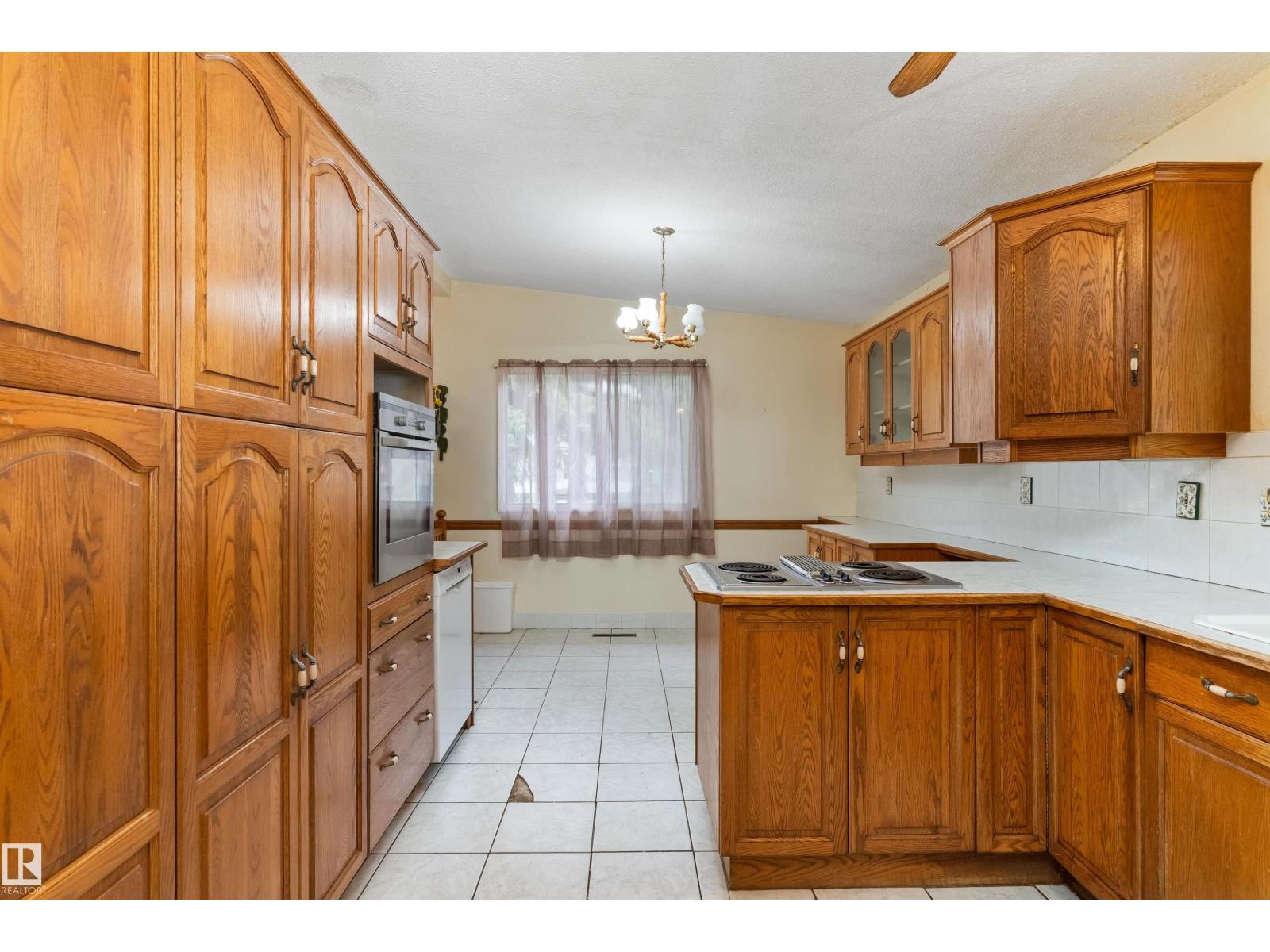 40 Curlew Cr, Sherwood Park, Alberta  T8A 0H4 - Photo 12 - E4503987