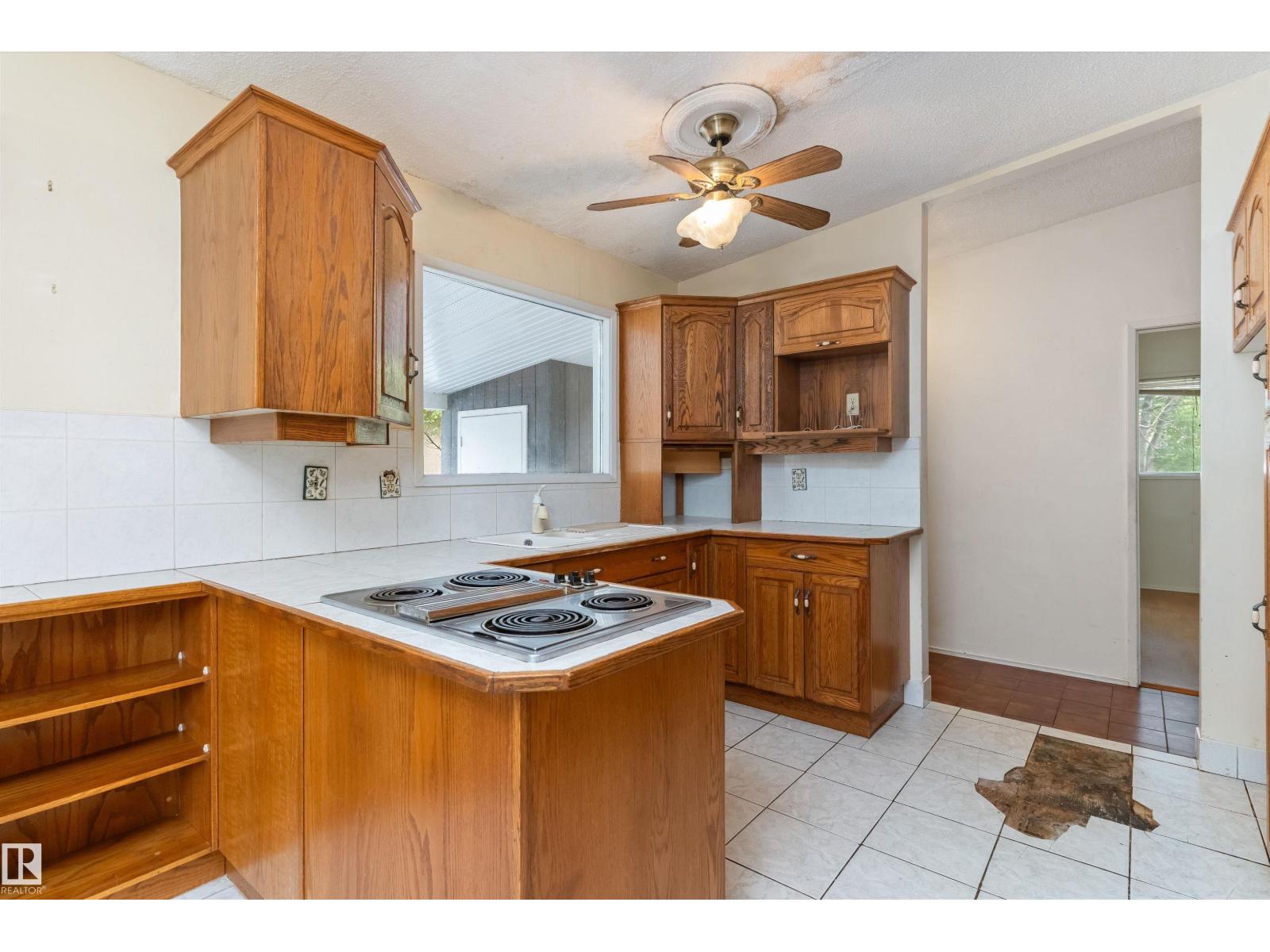 40 Curlew Cr, Sherwood Park, Alberta  T8A 0H4 - Photo 11 - E4503987