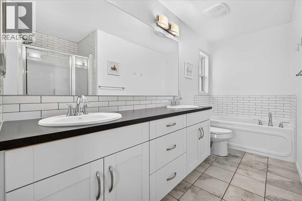 60 Mahogany Grove Se, Calgary, Alberta  T3M 1W9 - Photo 31 - A2336662