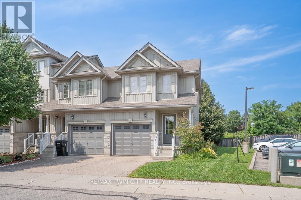 A8 - 20 David Bergey Drive, Kitchener, Ontario  N2E 0B1 - Photo 2 - X13655674