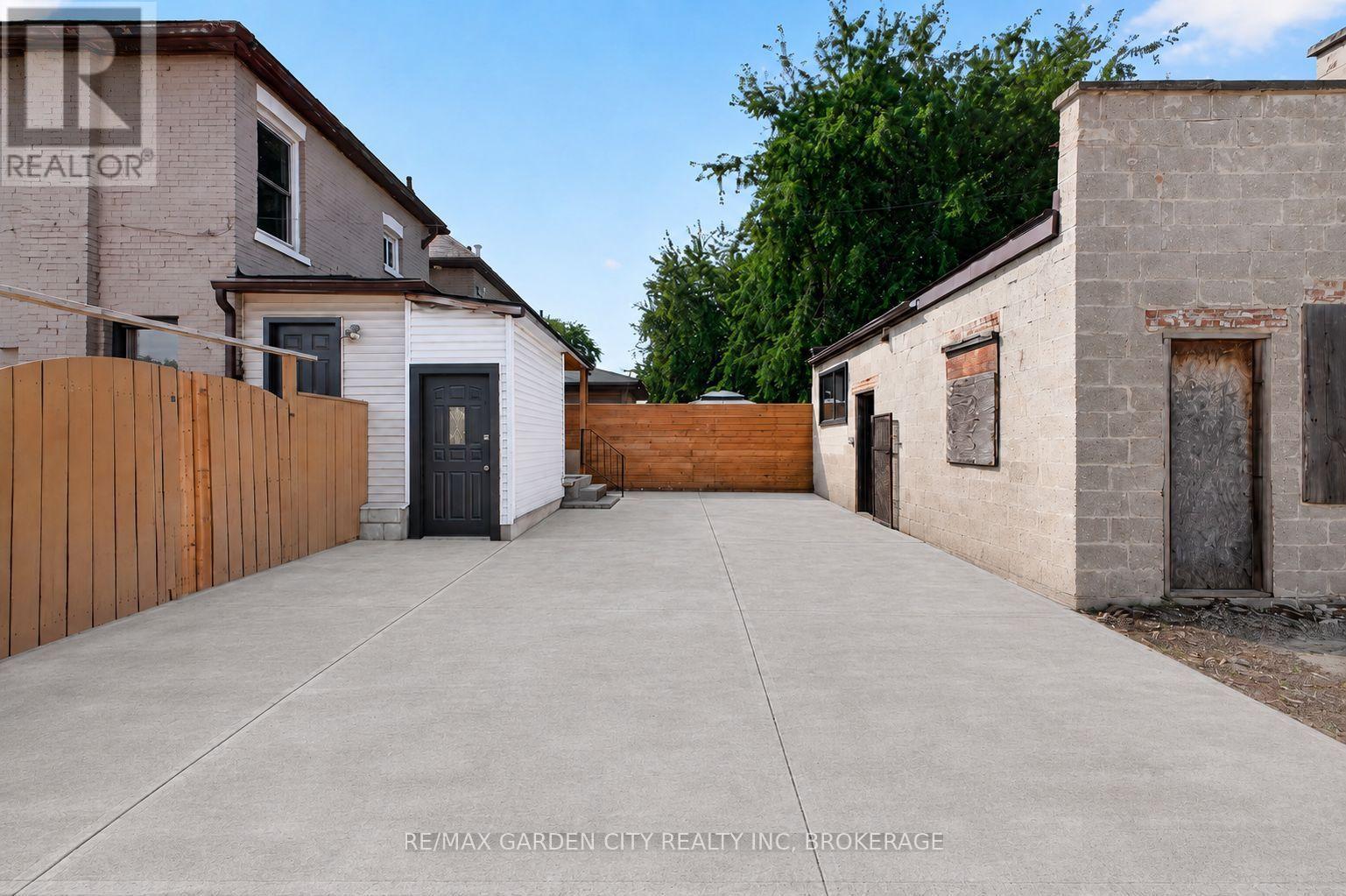 75 Keith Street, Hamilton, Ontario  L8L 3S2 - Photo 3 - X13644842