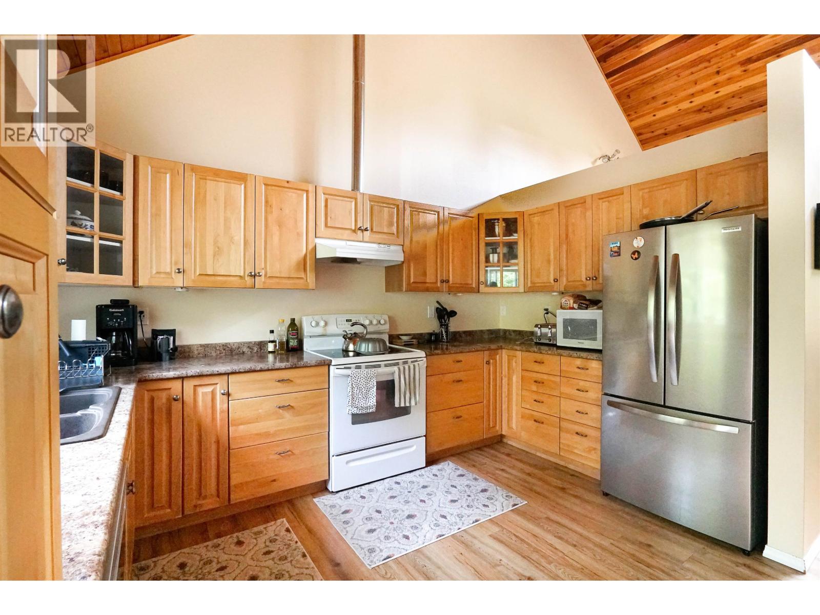 2926 Woeste Avenue, Terrace, British Columbia  V8G 0G5 - Photo 11 - R3155906
