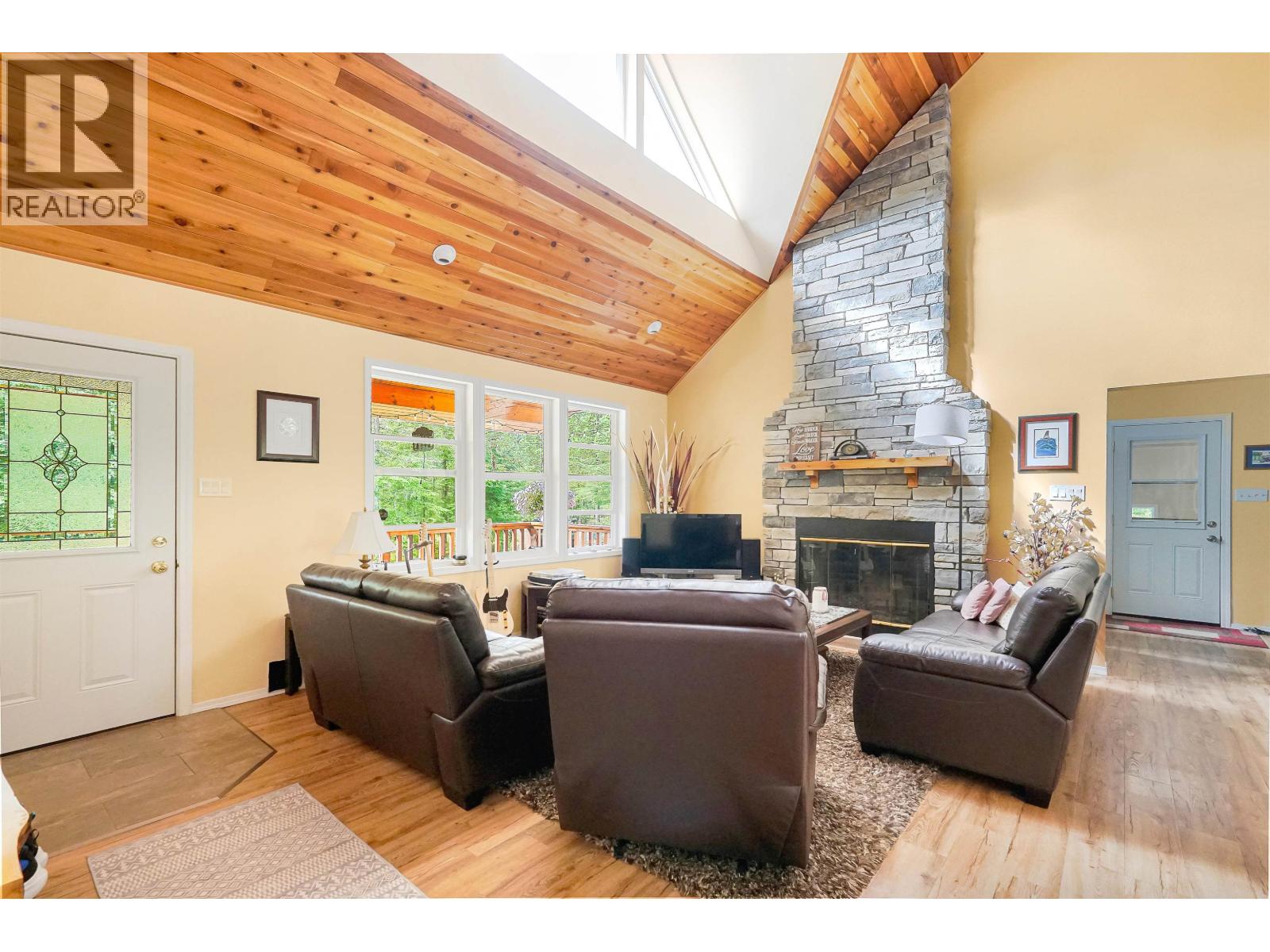 2926 Woeste Avenue, Terrace, British Columbia  V8G 0G5 - Photo 5 - R3155906