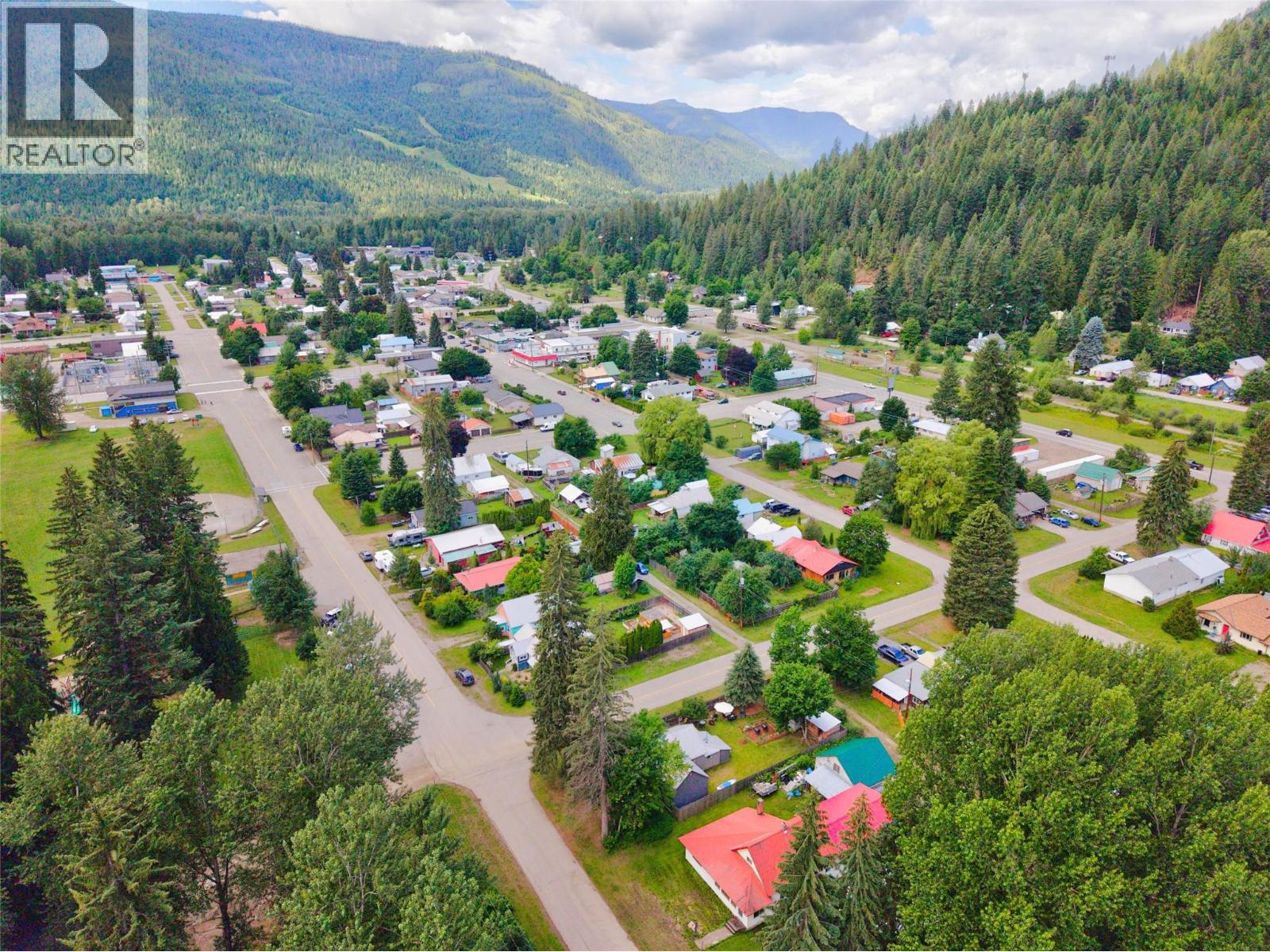 124 Sayward Avenue, Salmo, British Columbia  V0G 1Z0 - Photo 60 - 10393692