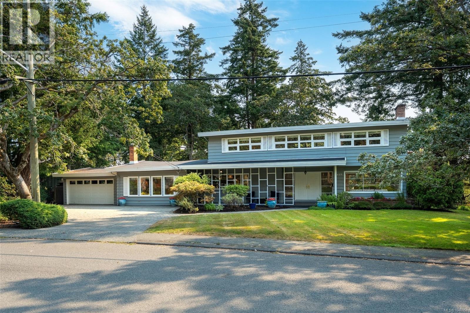 3459 Plymouth Rd, Oak Bay, British Columbia  V8P 4X6 - Photo 2 - 1046991