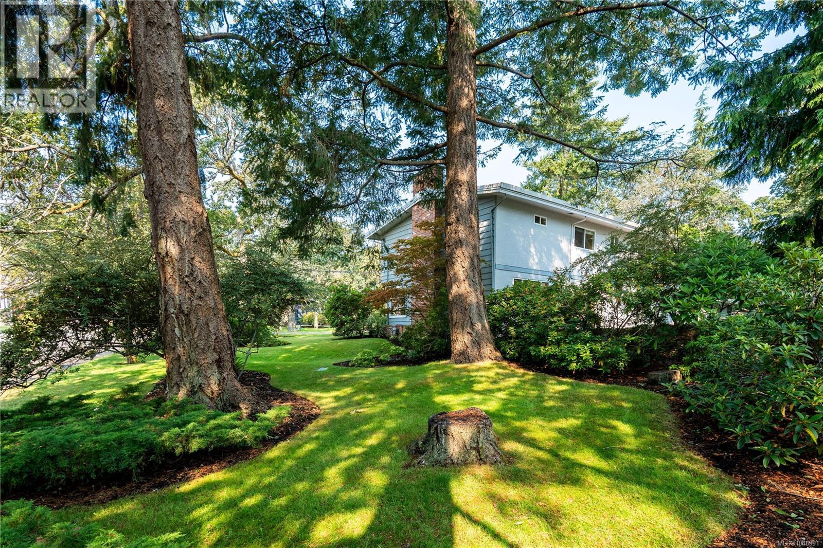 3459 Plymouth Rd, Oak Bay, British Columbia  V8P 4X6 - Photo 36 - 1046991
