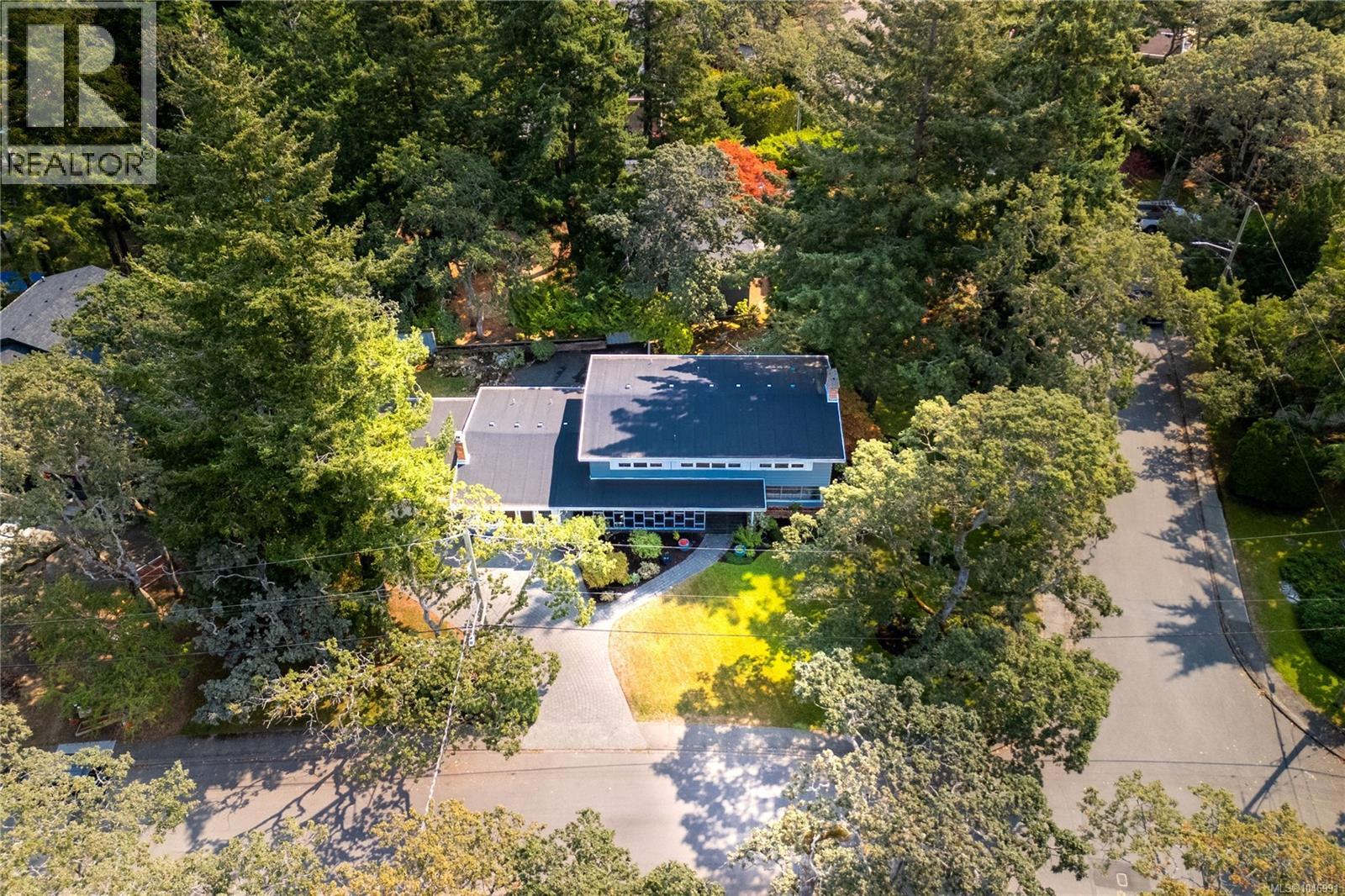 3459 Plymouth Rd, Oak Bay, British Columbia  V8P 4X6 - Photo 4 - 1046991