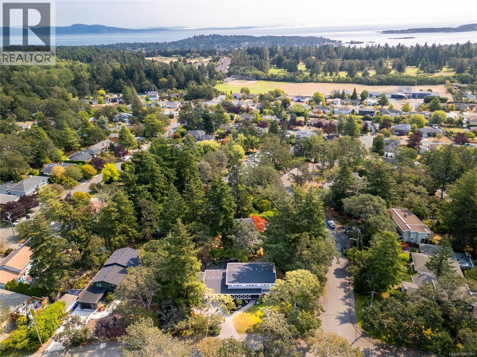 3459 Plymouth Rd, Oak Bay, British Columbia  V8P 4X6 - Photo 5 - 1046991