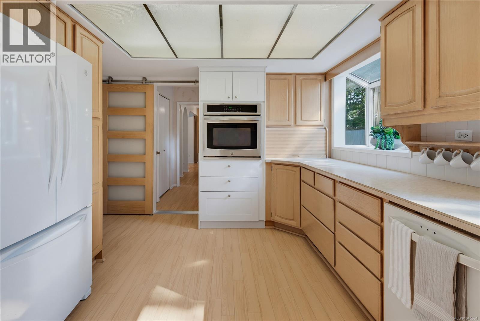 3459 Plymouth Rd, Oak Bay, British Columbia  V8P 4X6 - Photo 13 - 1046991