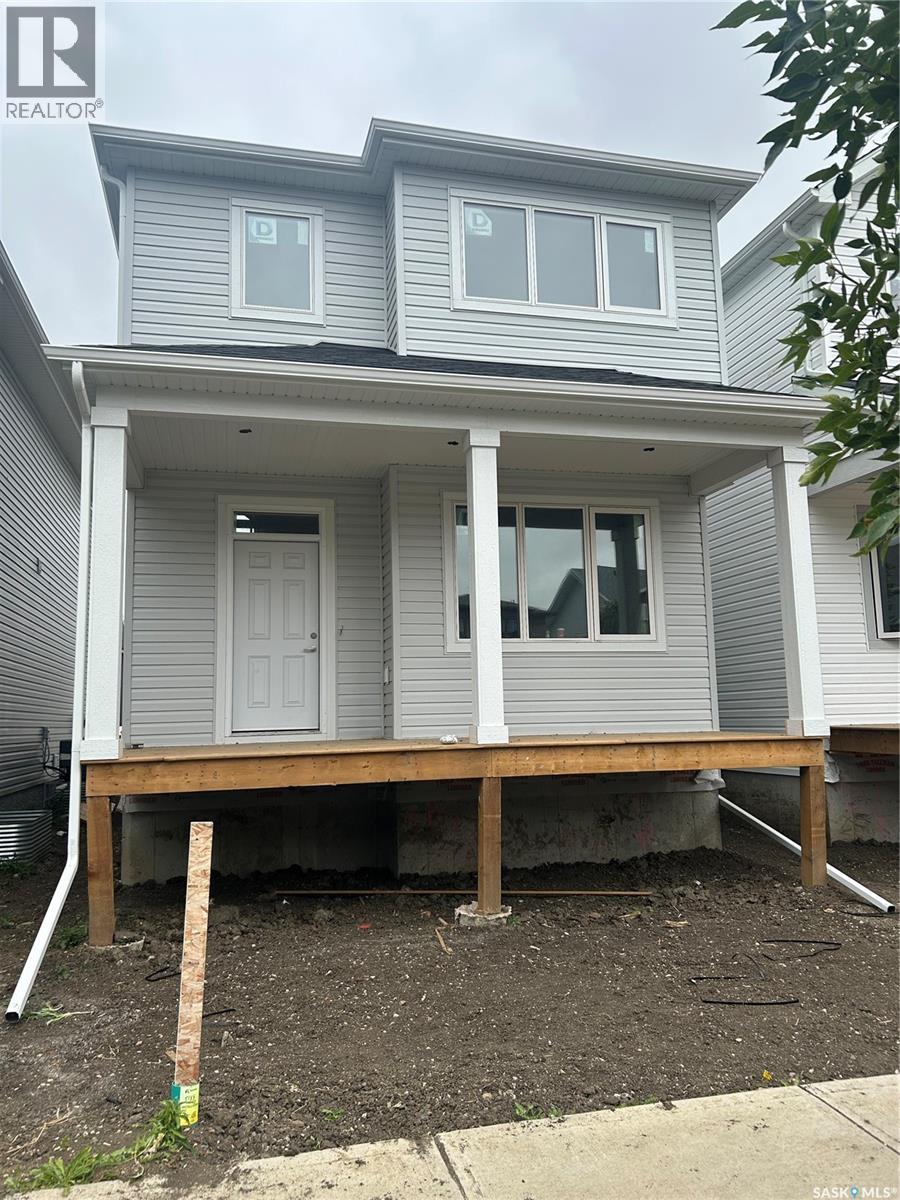 5133 Buckingham Drive E, Regina, Saskatchewan  S4V 3S3 - Photo 1 - SK045572
