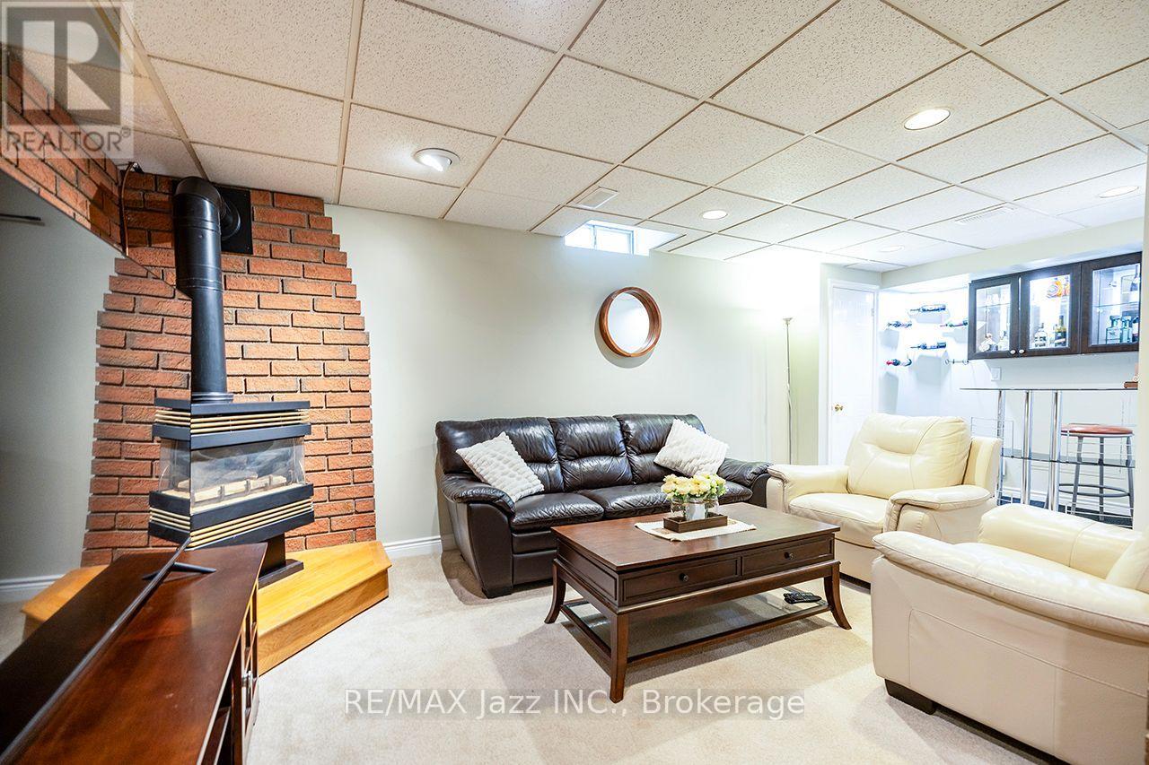 23 Meredith Court, Clarington, Ontario  L1E 2V9 - Photo 28 - E13678634