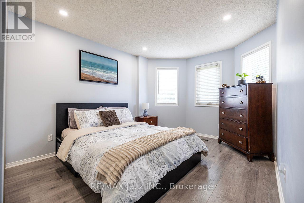 23 Meredith Court, Clarington, Ontario  L1E 2V9 - Photo 19 - E13678634