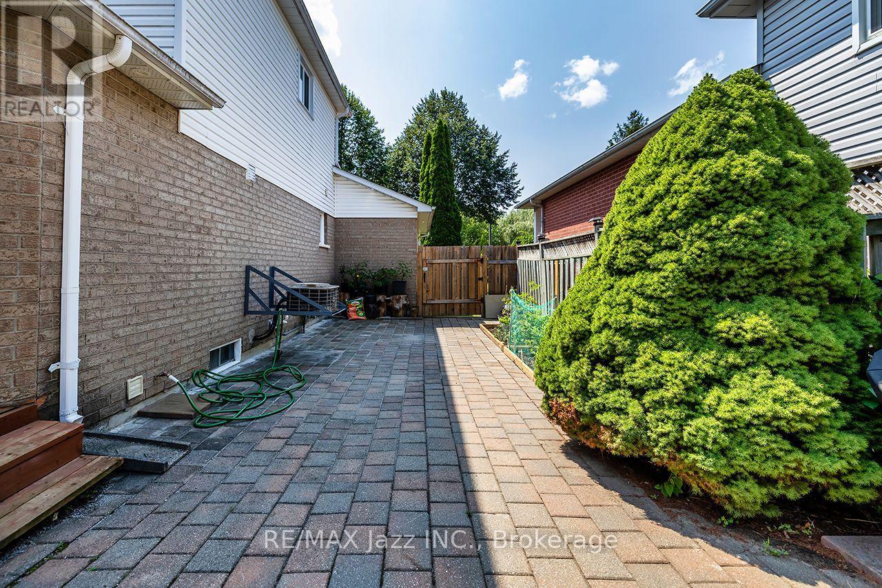 23 Meredith Court, Clarington, Ontario  L1E 2V9 - Photo 41 - E13678634