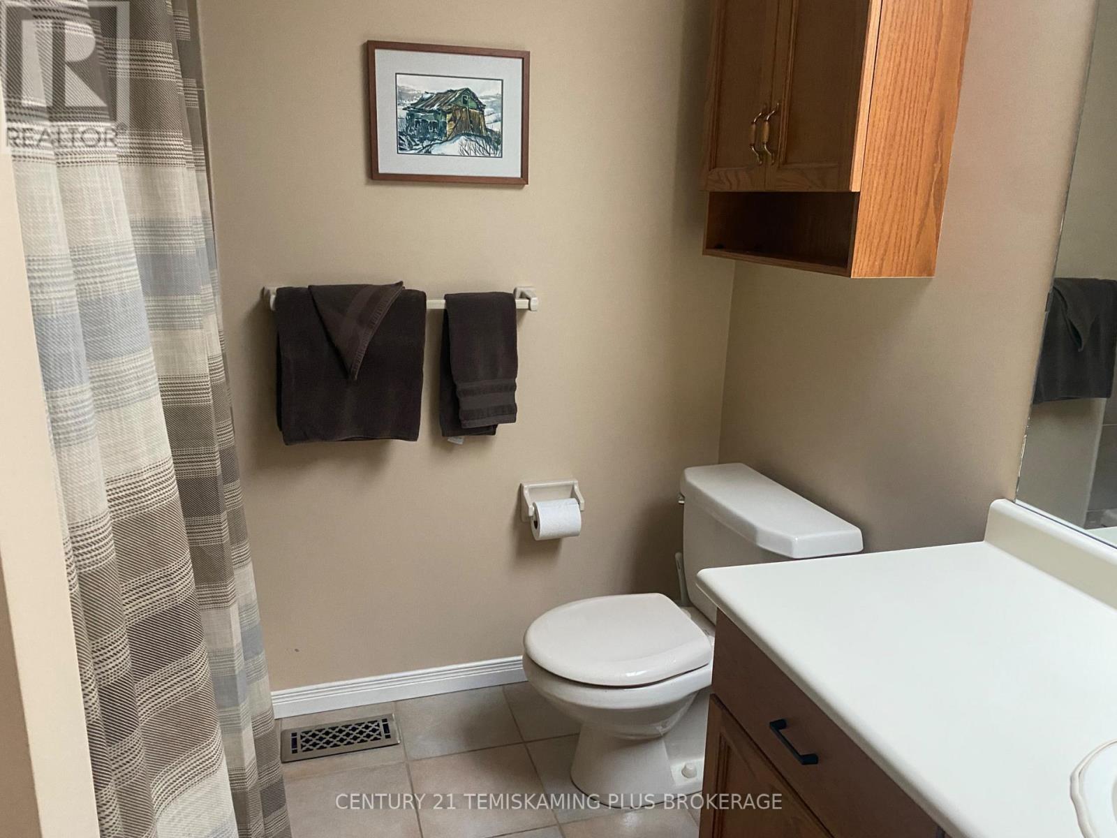 43 O'connor Drive, Temagami, Ontario  P0H 2H0 - Photo 19 - X13678812