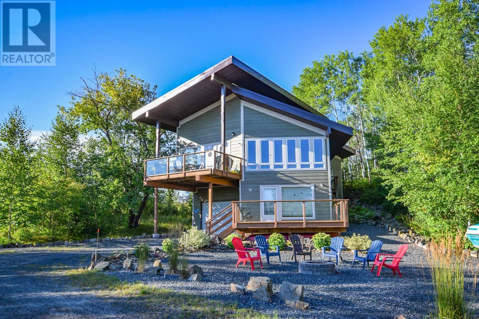 25 Royal Lake|ROYAL LAKE RESORT INC, West of Keewatin, Ontario