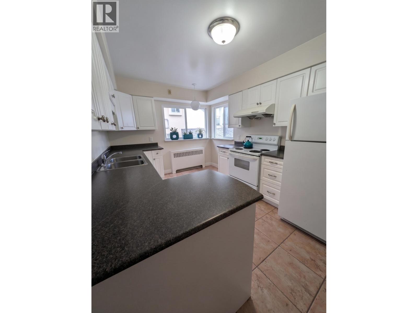 5929 Imperial Street, Burnaby, British Columbia  V5J 1G4 - Photo 7 - R3073332