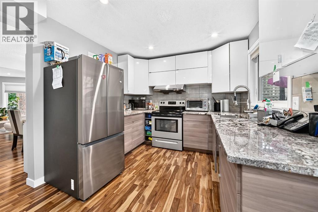 139 Hawkville Close Nw, Calgary, Alberta  T3G 3C3 - Photo 5 - A2337492
