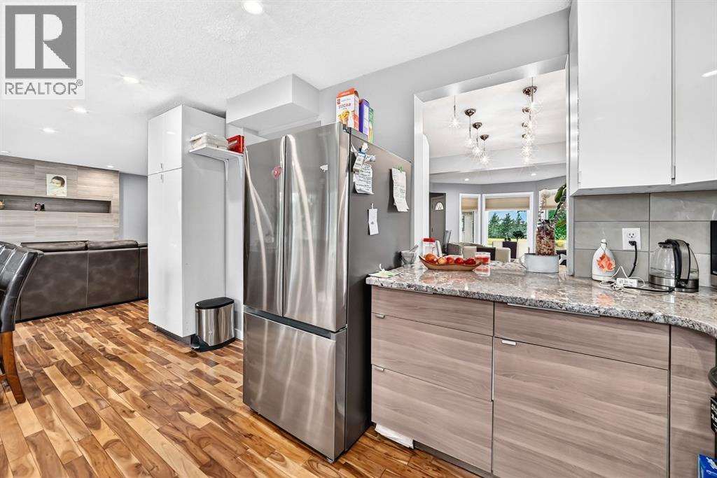 139 Hawkville Close Nw, Calgary, Alberta  T3G 3C3 - Photo 6 - A2337492