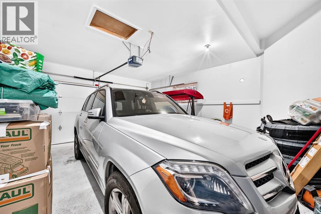 139 Hawkville Close Nw, Calgary, Alberta  T3G 3C3 - Photo 21 - A2337492