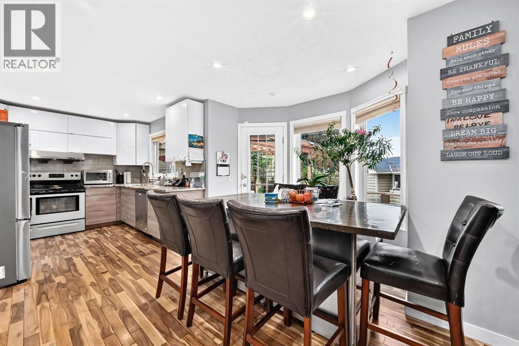 139 Hawkville Close Nw, Calgary, Alberta  T3G 3C3 - Photo 9 - A2337492
