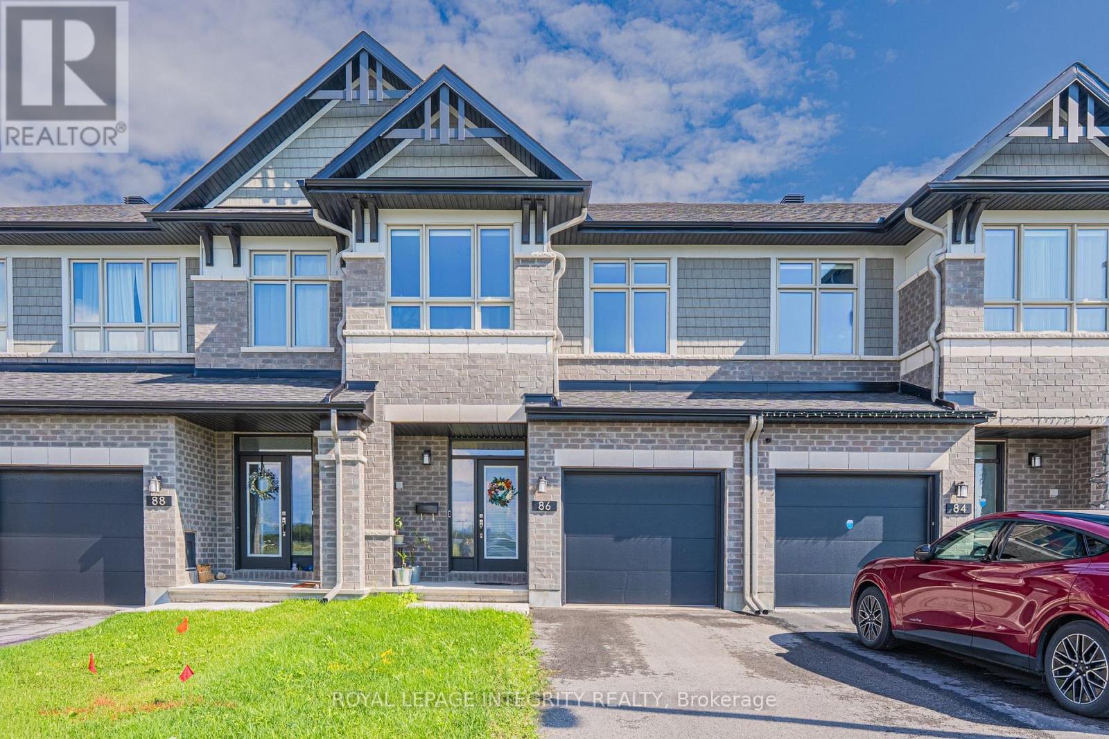 86 PLOUGHSHARE ROAD, Ottawa, Ontario