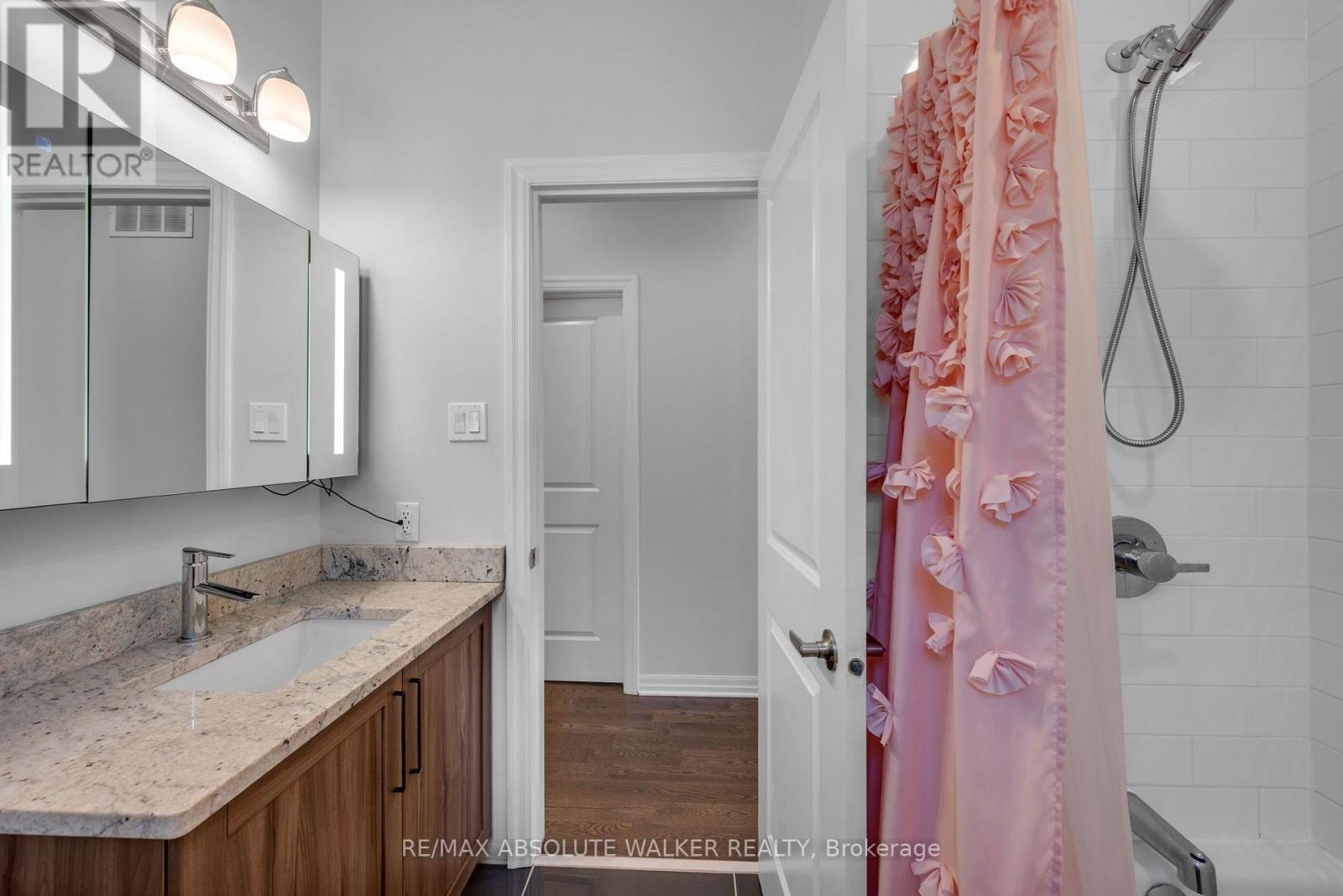 323 Lysander Place, Ottawa, Ontario  K1K 3X8 - Photo 34 - X13678808