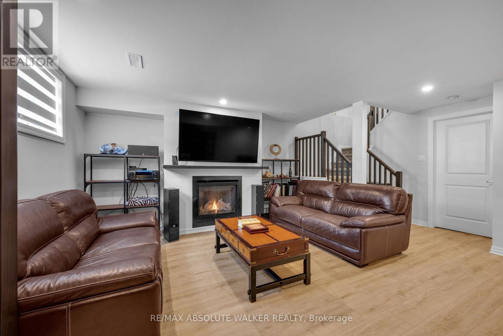 323 Lysander Place, Ottawa, Ontario  K1K 3X8 - Photo 37 - X13678808