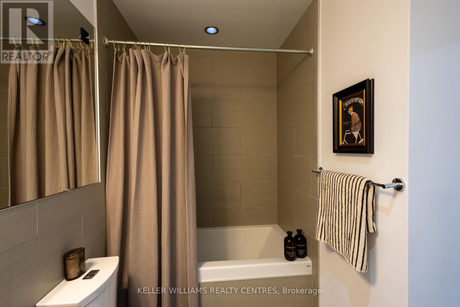 806 - 1201 Dundas Street E, Toronto, Ontario  M4M 1S2 - Photo 10 - E13678810