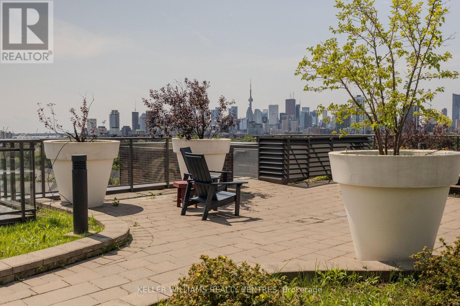 806 - 1201 Dundas Street E, Toronto, Ontario  M4M 1S2 - Photo 17 - E13678810