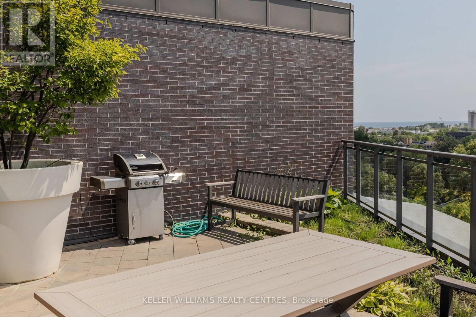 806 - 1201 Dundas Street E, Toronto, Ontario  M4M 1S2 - Photo 19 - E13678810
