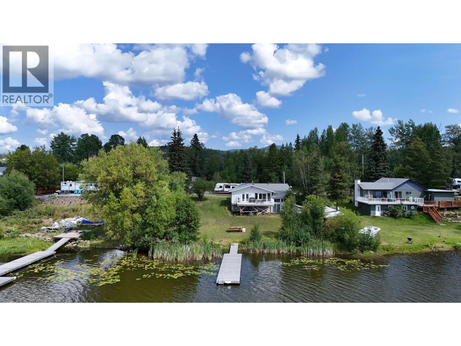 2055 Gerow Island Road, Burns Lake, British Columbia  V0J 1E2 - Photo 3 - R3155594