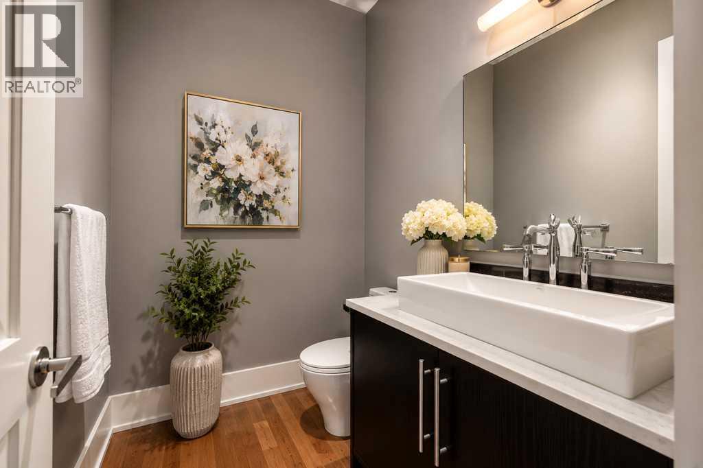 16 Spring Valley Way Sw, Calgary, Alberta  T3H 5M1 - Photo 19 - A2322190