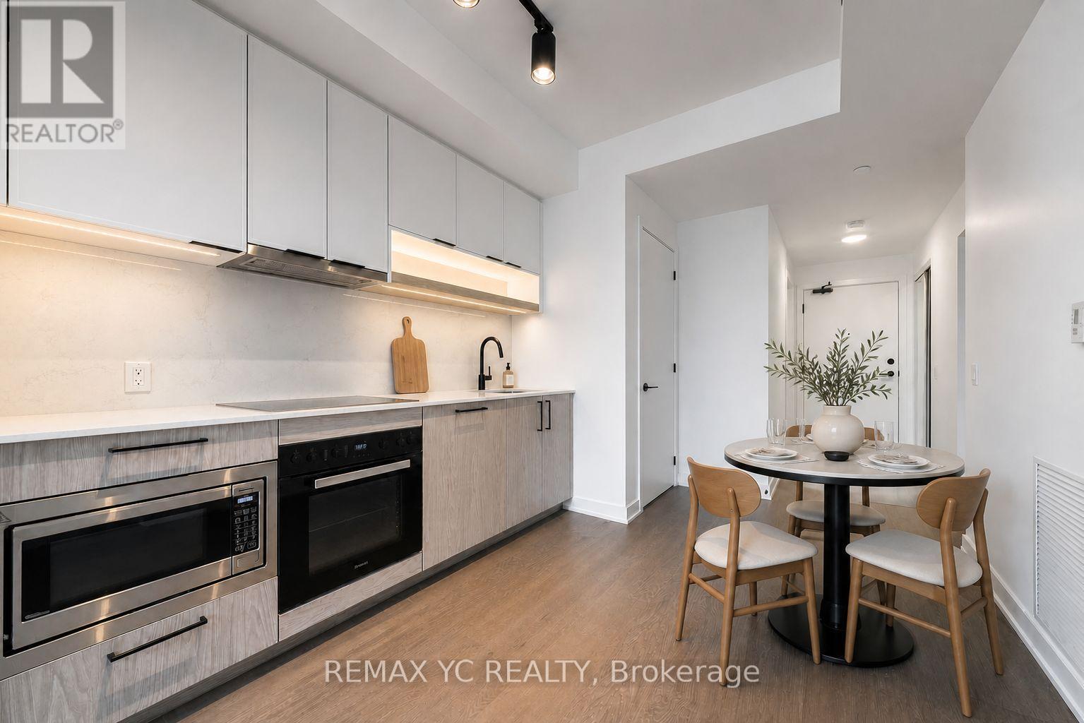 725 - 91 Montclair Avenue, Toronto, Ontario  M5P 0B1 - Photo 4 - C13672966