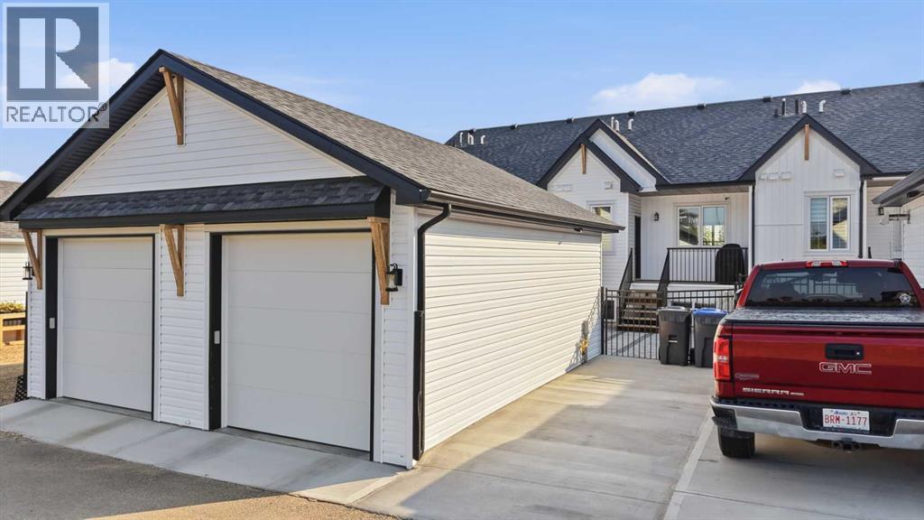 23 Station Drive, Sylvan Lake, Alberta  T4S 0S7 - Photo 37 - A2333900