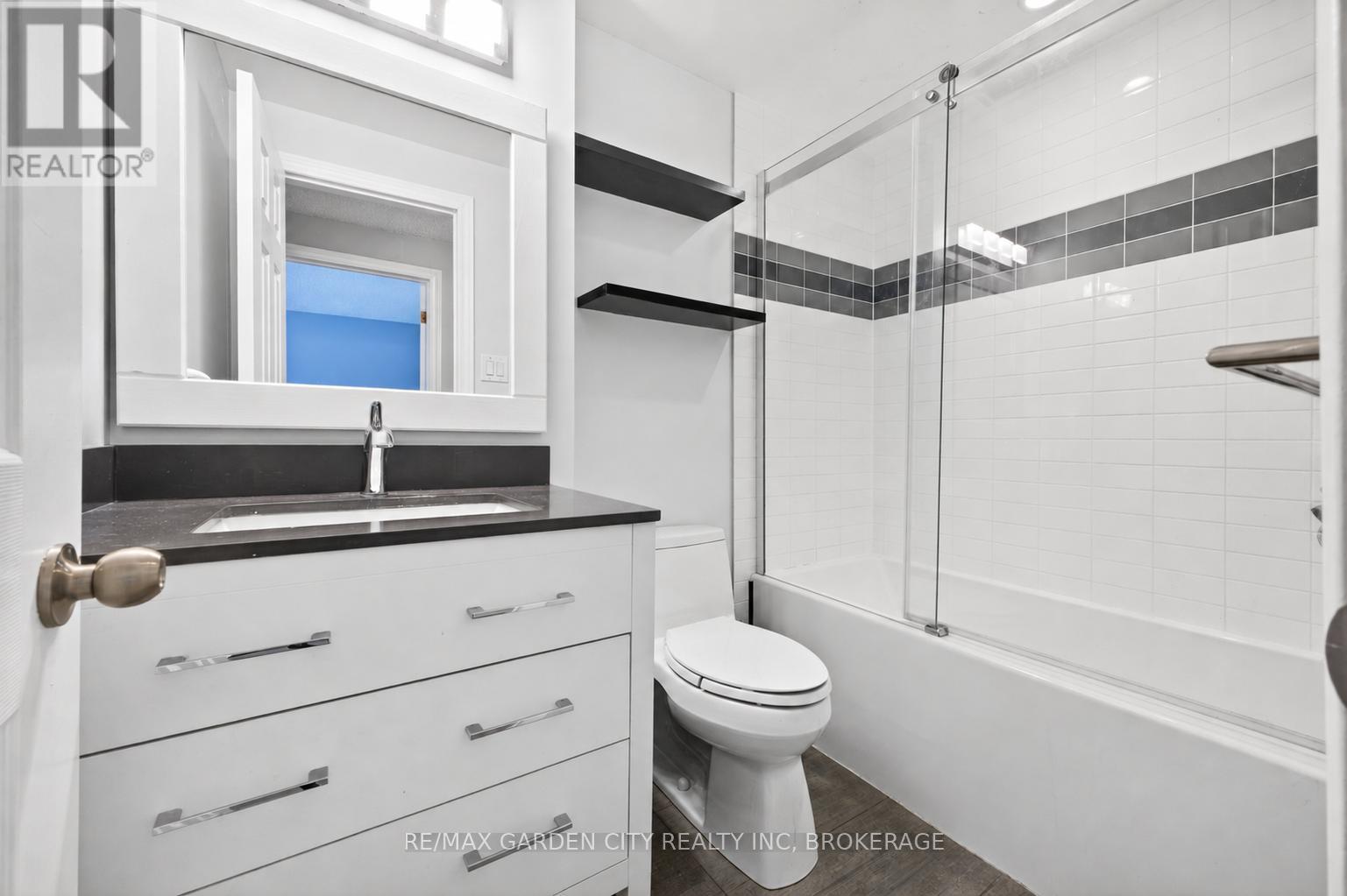 8 - 3008 Palmer Drive, Burlington, Ontario  L7M 1L2 - Photo 17 - W13678818