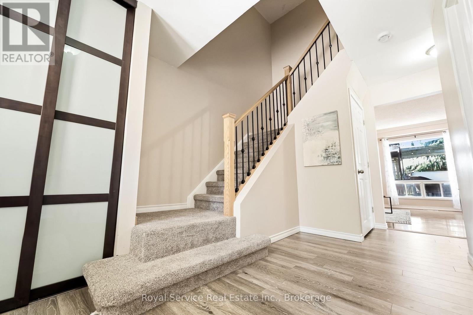 6 Gilmour Drive, Ajax (Central), Ontario  L1S 5J8 - Photo 24 - E13678832