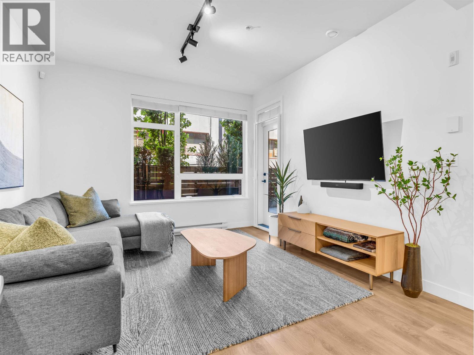 104 3018 St. George Street, Port Moody, British Columbia V3H 0L4 - Photo 5 - R3149264