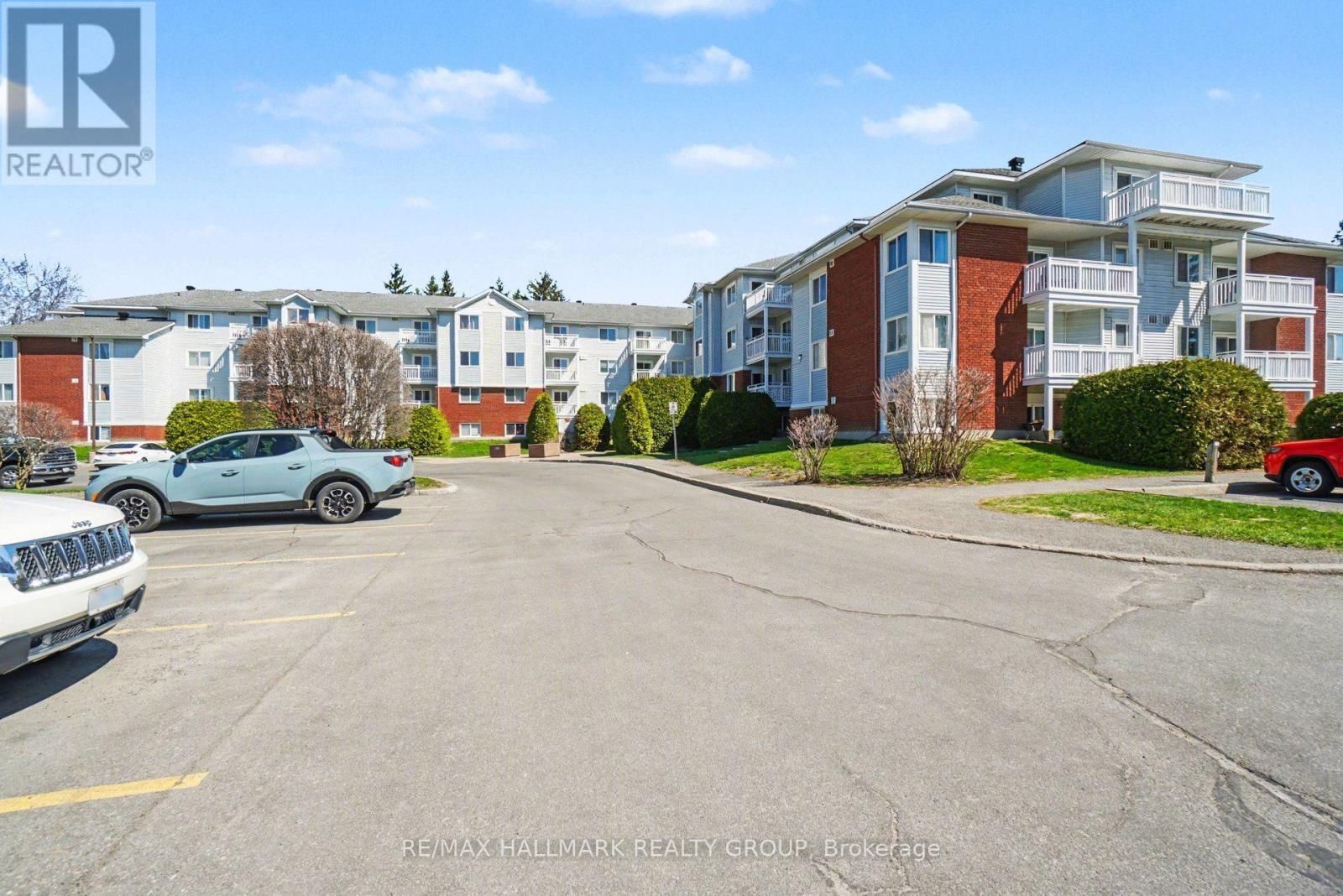 203 - 266 Lorry Greenberg Drive, Ottawa, Ontario K1T 3J9 - Photo 3 - X13678862