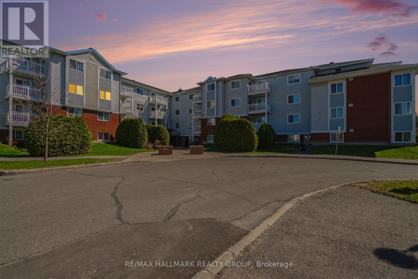 203 - 266 Lorry Greenberg Drive, Ottawa, Ontario K1T 3J9 - Photo 4 - X13678862