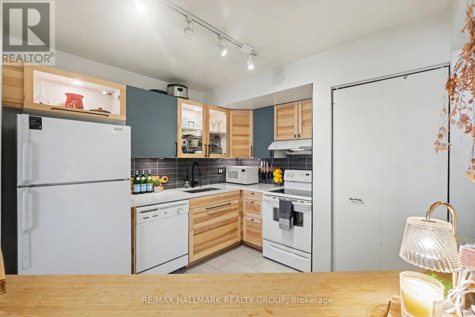 203 - 266 Lorry Greenberg Drive, Ottawa, Ontario K1T 3J9 - Photo 6 - X13678862