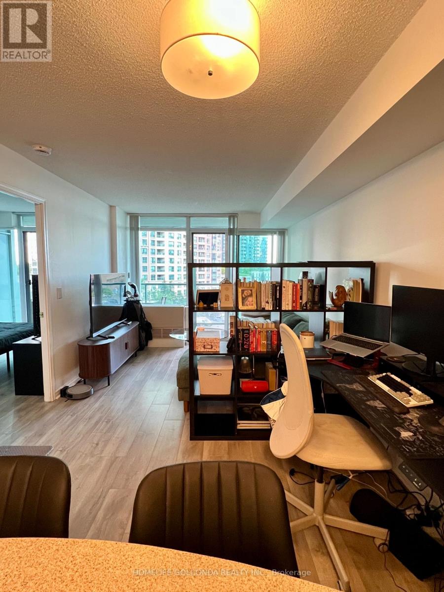 506 - 5508 Yonge Street, Toronto, Ontario  M2N 7L2 - Photo 2 - C13678854
