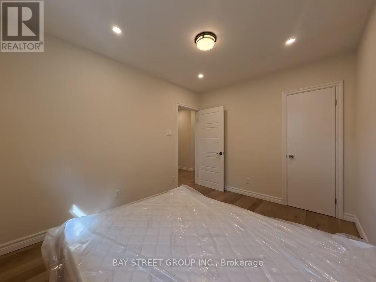 402 Osiris Drive, Richmond Hill, Ontario  L4C 2P9 - Photo 14 - N13678834