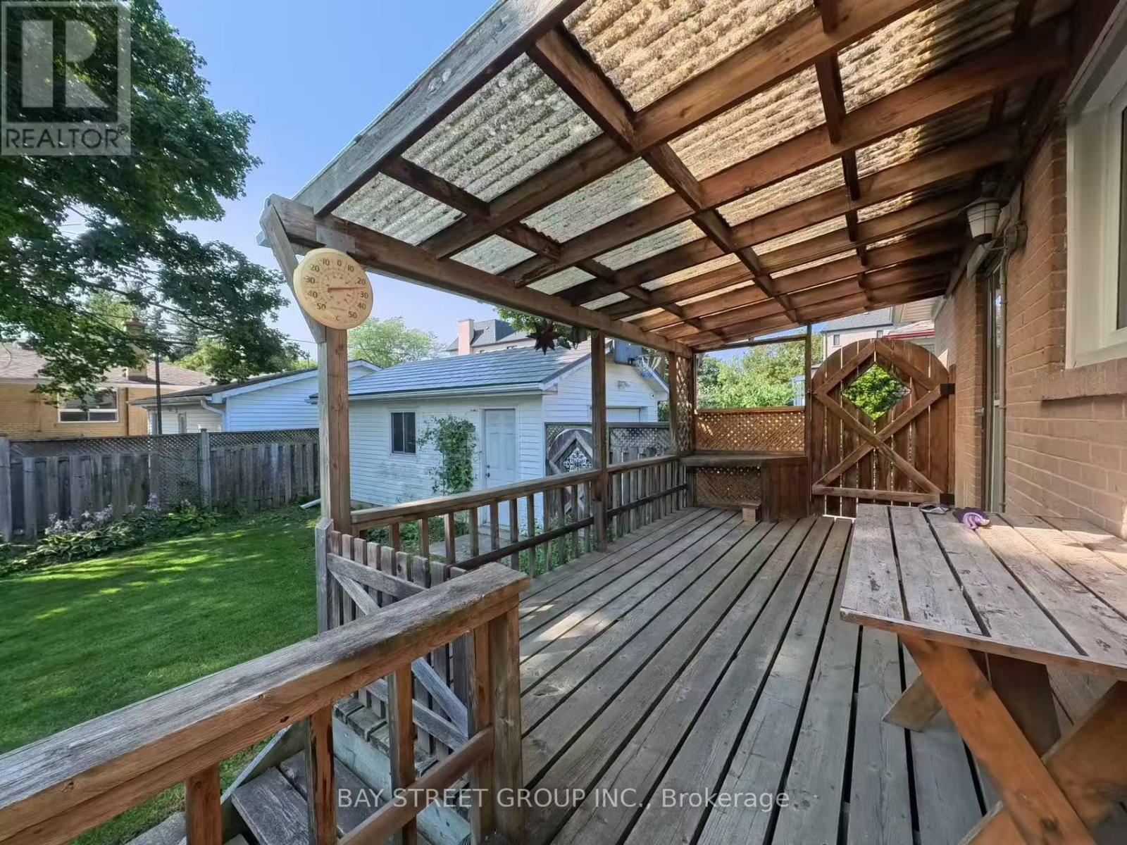 402 Osiris Drive, Richmond Hill, Ontario  L4C 2P9 - Photo 39 - N13678834