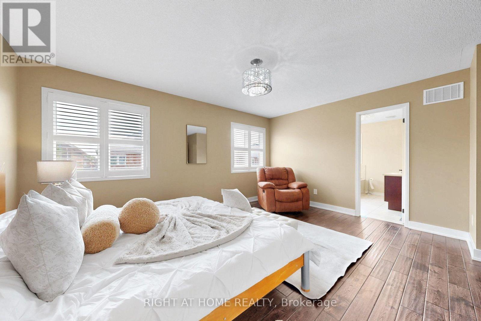 7 Penndutch Circle, Whitchurch-Stouffville, Ontario  L4A 0P3 - Photo 15 - N13678836